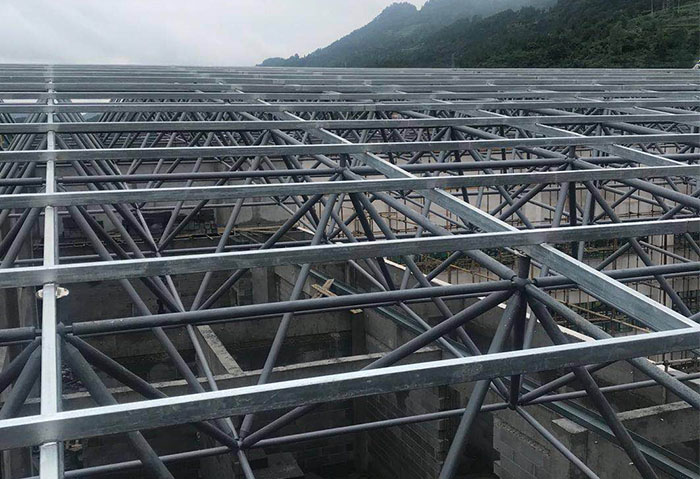 贵阳仁怀冠英学校艺体楼网架